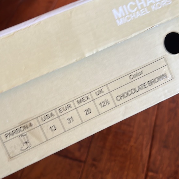 Girls Michael Korda Parson Boots - Picture 8 of 8